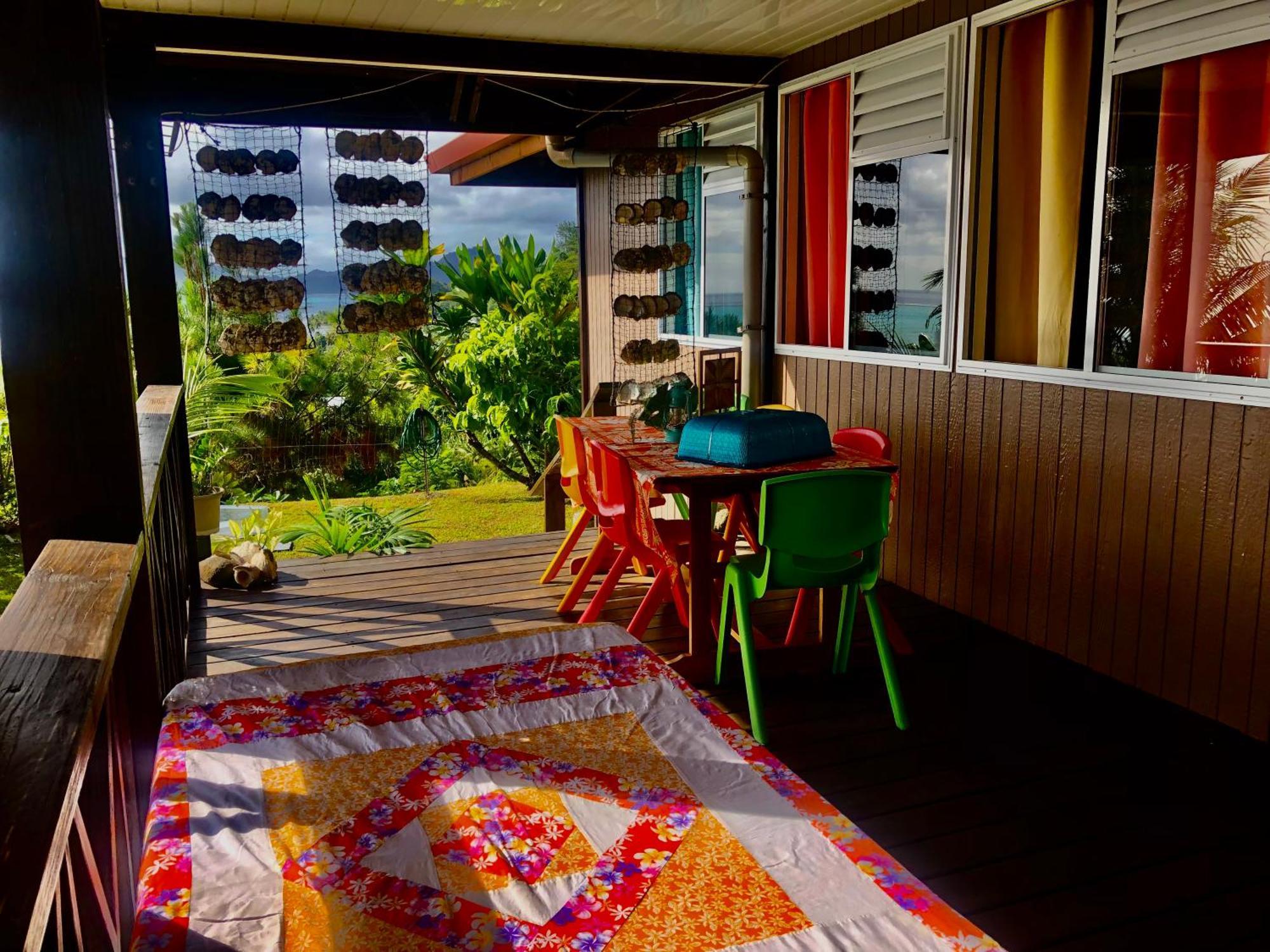 Fare Mirimiri Villa Uturoa Exterior photo